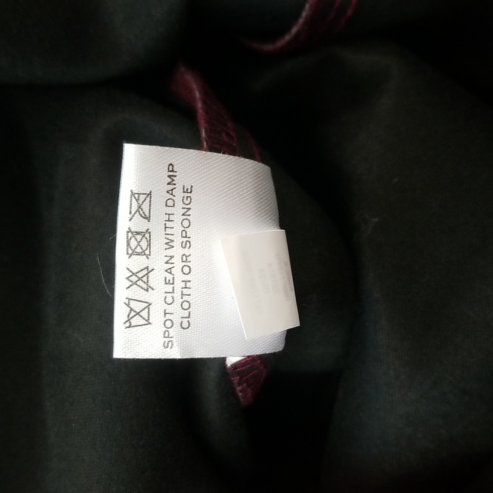 Chic Burgundy Faux Leather Pencil Skirt - Picture 9 of 9